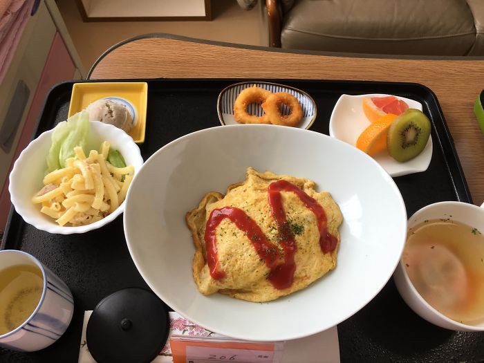 Каква храна ядат в японските болници