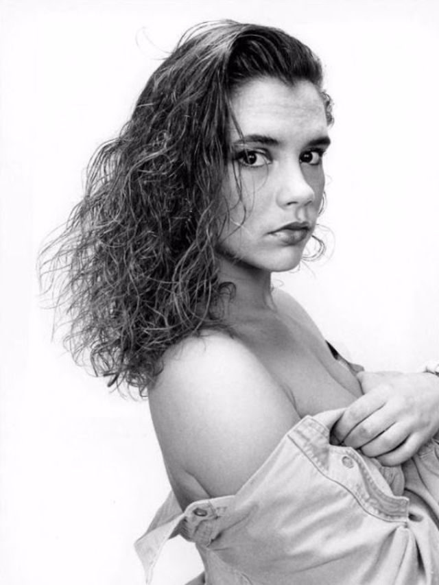 Непознати снимки на 18-годишната Виктория Бекъм