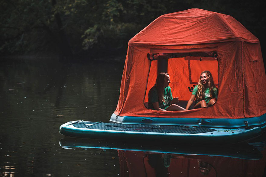 Палатка-лодка - мечтата на къмпингара