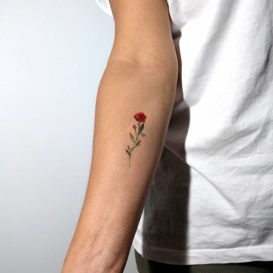 10 прекрасни татуировки с рози