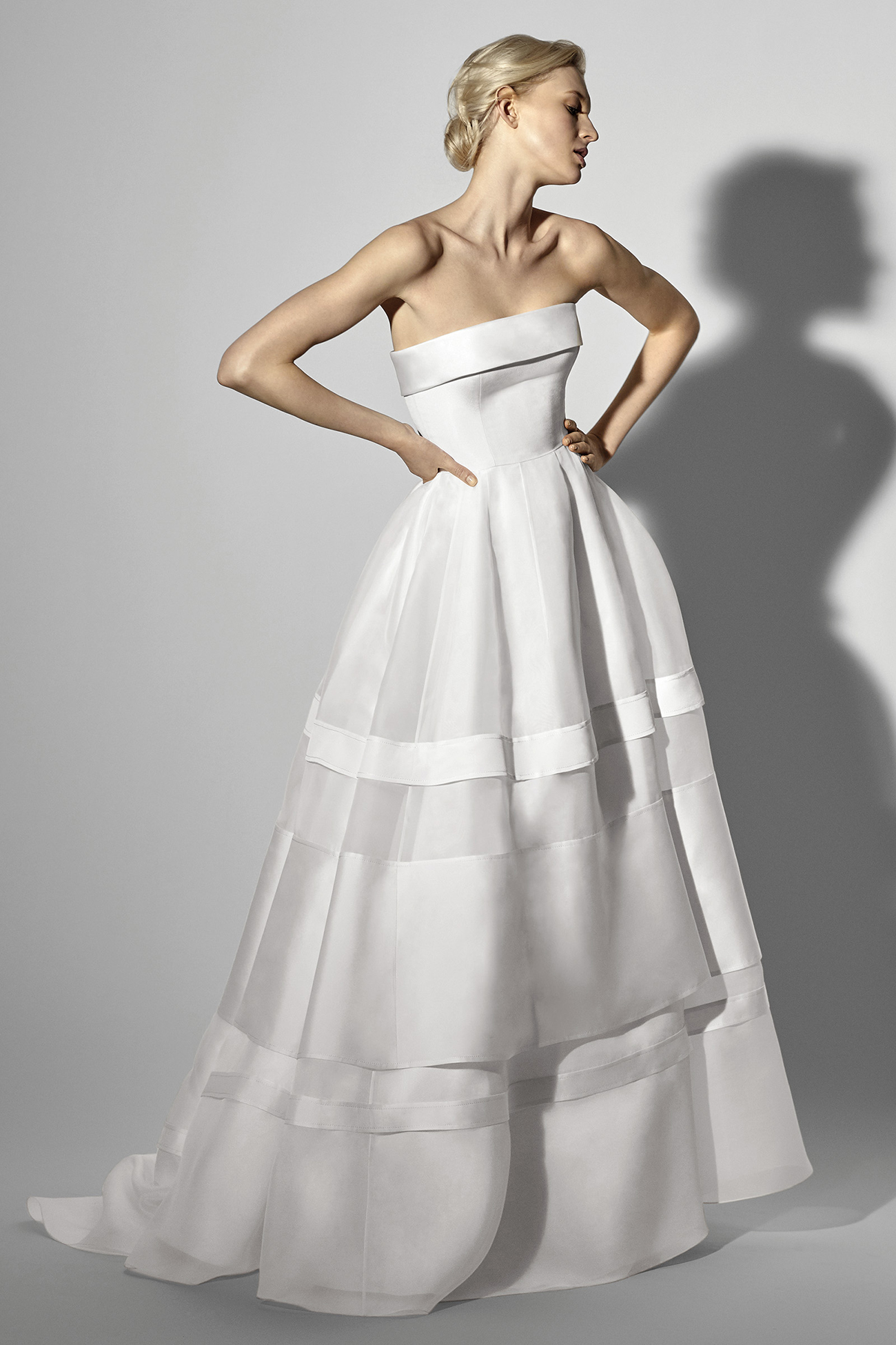 Романтичните сватбени рокли на Carolina Herrera за пролет 2018