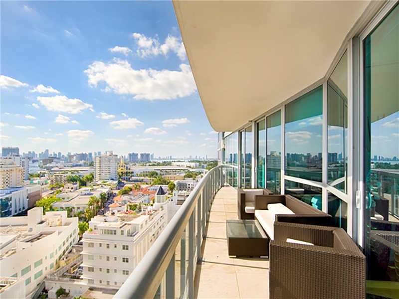 Модерен апартамент с естествени елементи в Маями Бийч