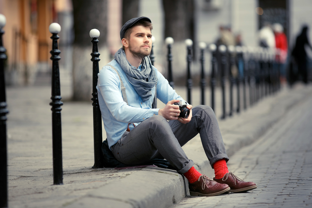 Супер шик: елегантни мъже с цветни чорапи