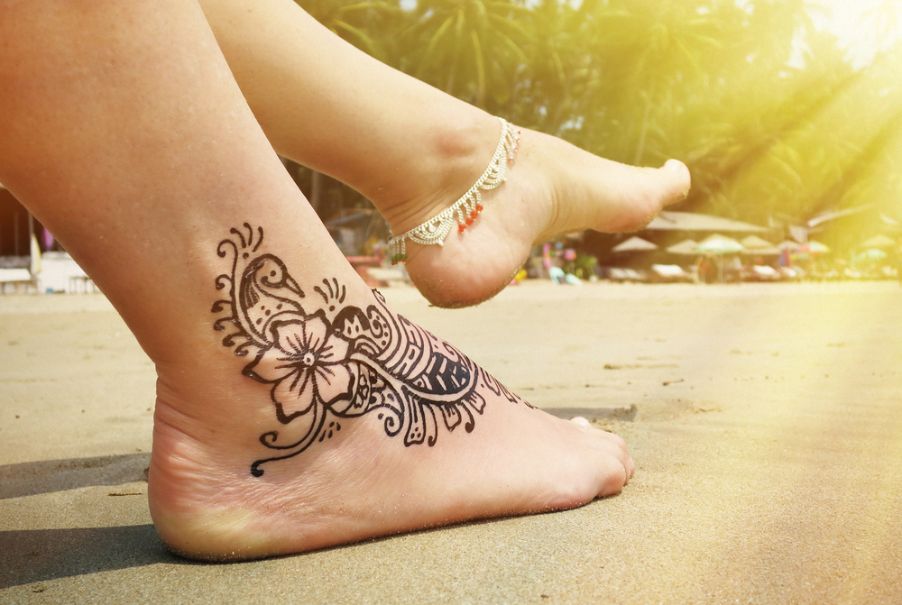 Татуировки с къна: 12 шик идеи за лятото