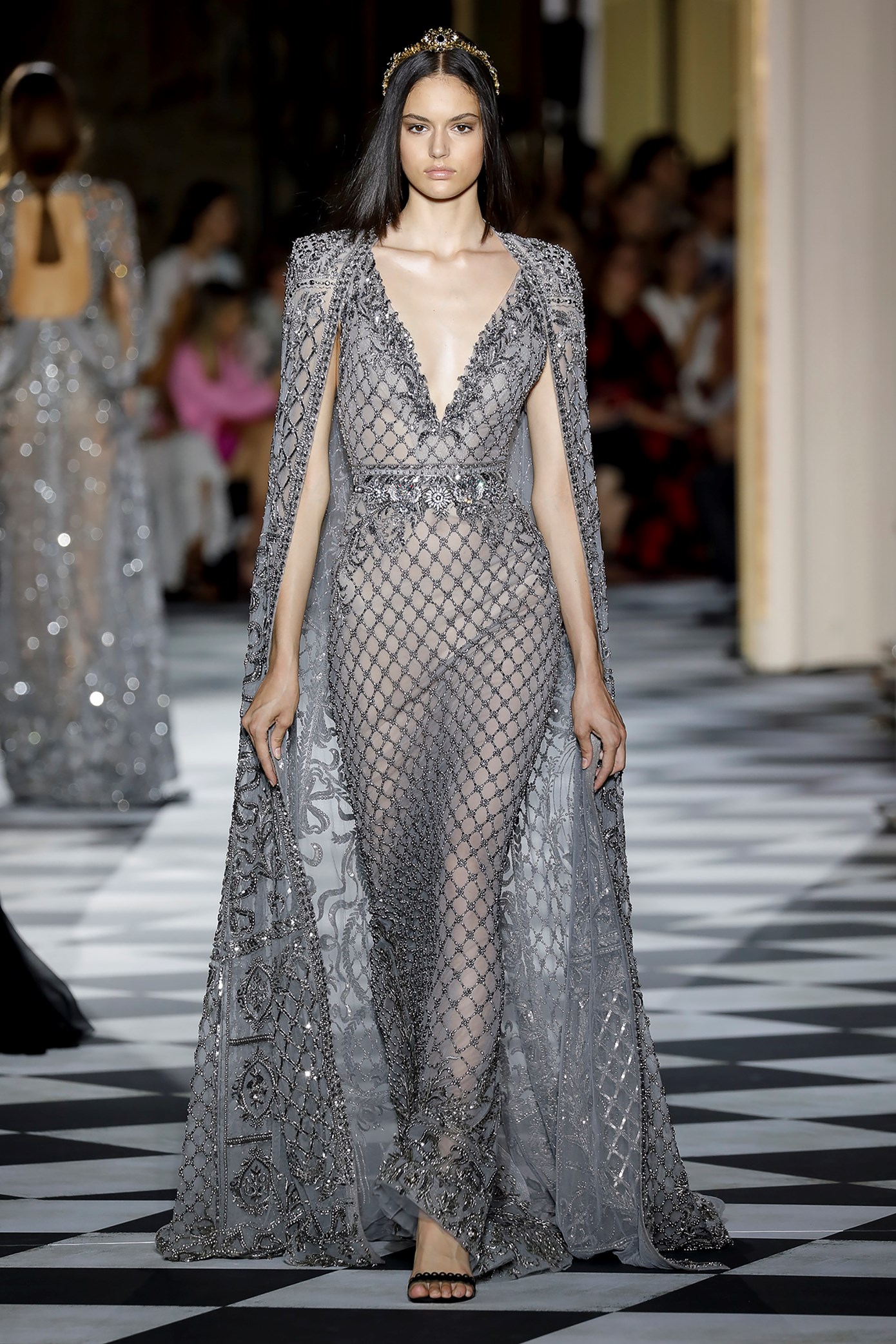Zuhair Murad: висша мода за есен-зима 2018/2019, вдъхновена от царска Русия