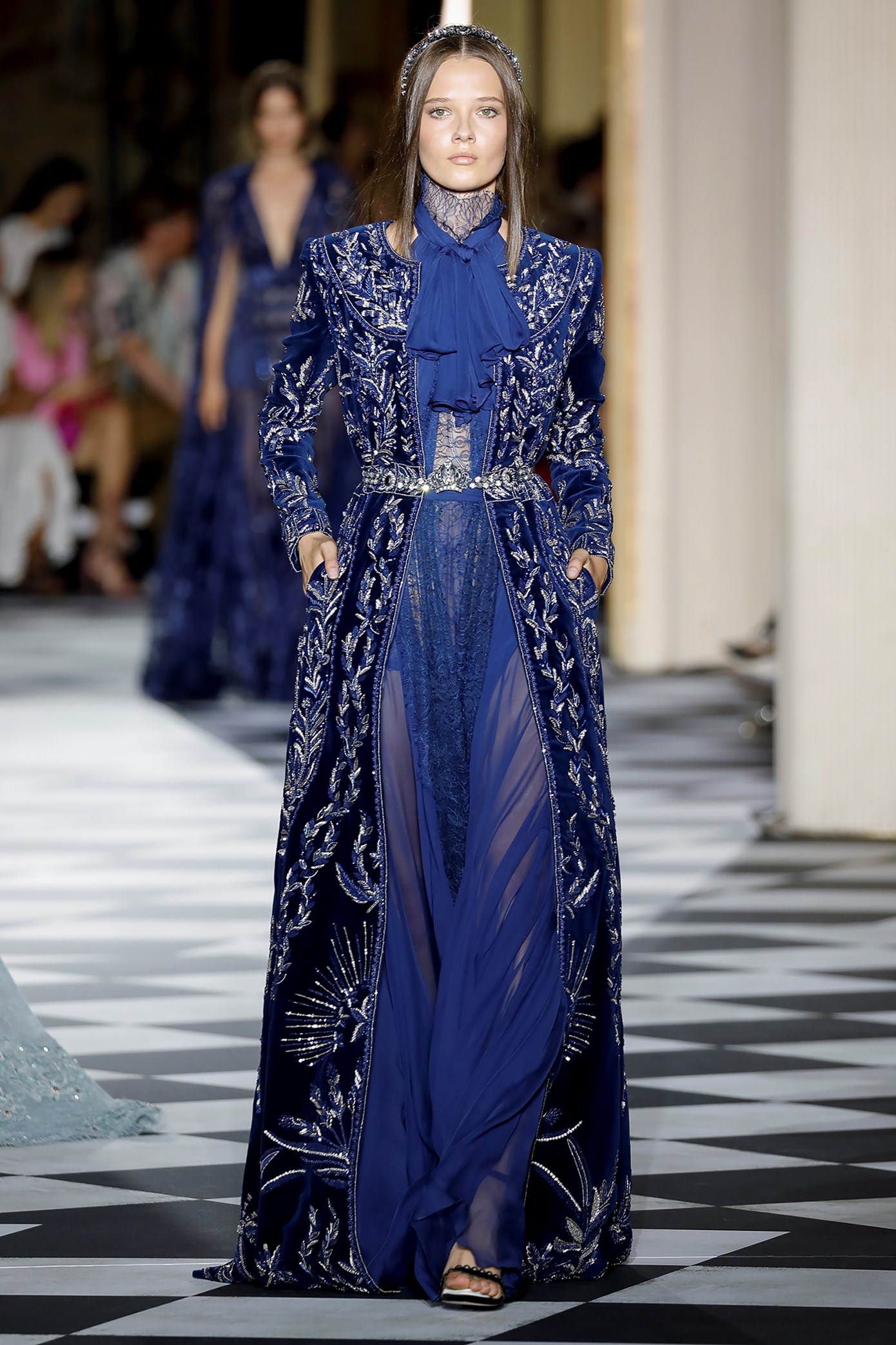 Zuhair Murad: висша мода за есен-зима 2018/2019, вдъхновена от царска Русия