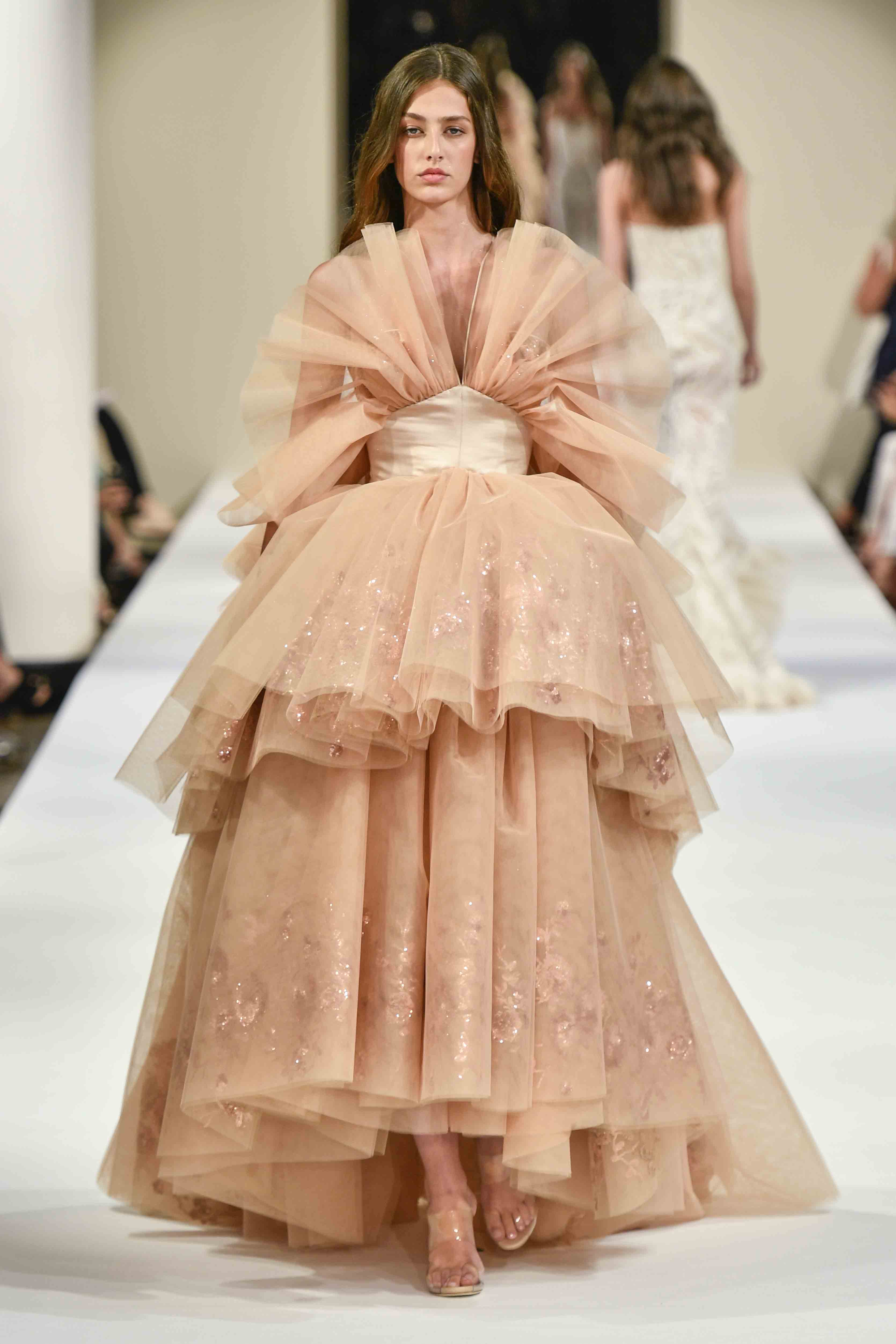 Alexis Mabille: висша мода за есен-зима 2018/2019