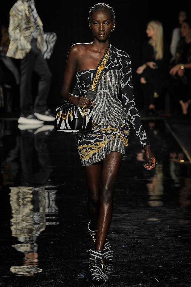 Versace: предварителна колекция есен 2019