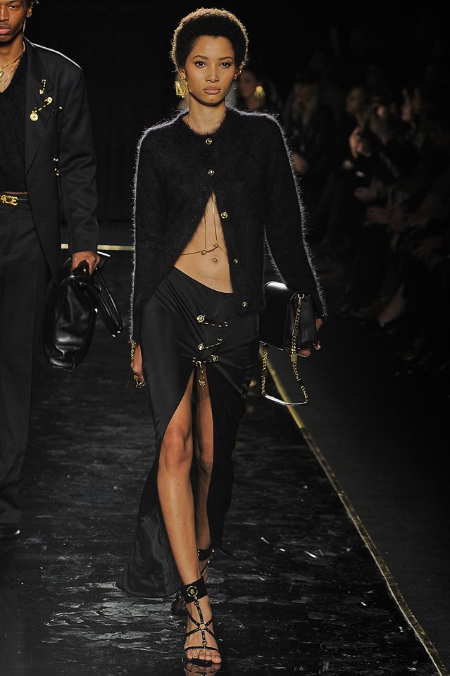 Versace: предварителна колекция есен 2019