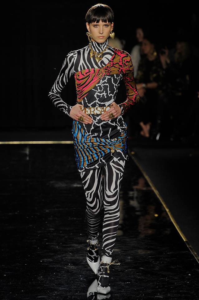 Versace: предварителна колекция есен 2019