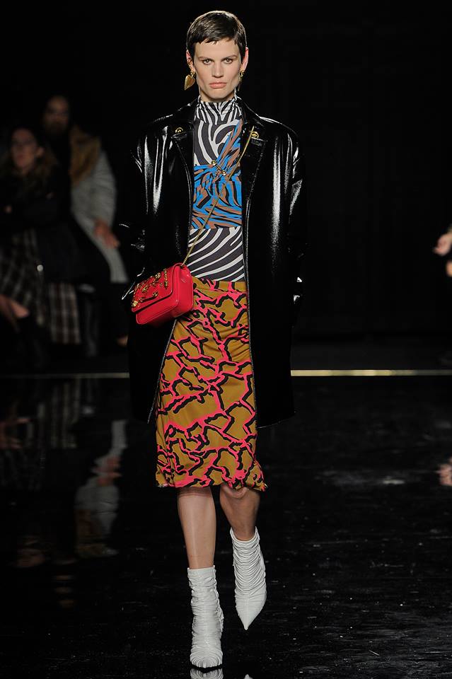 Versace: предварителна колекция есен 2019