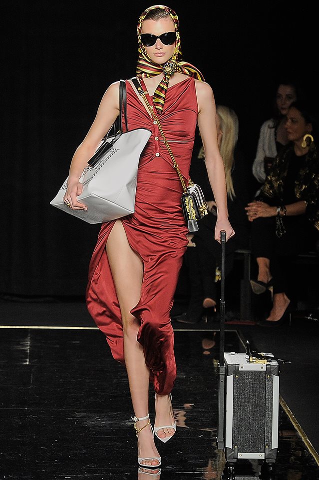 Versace: предварителна колекция есен 2019