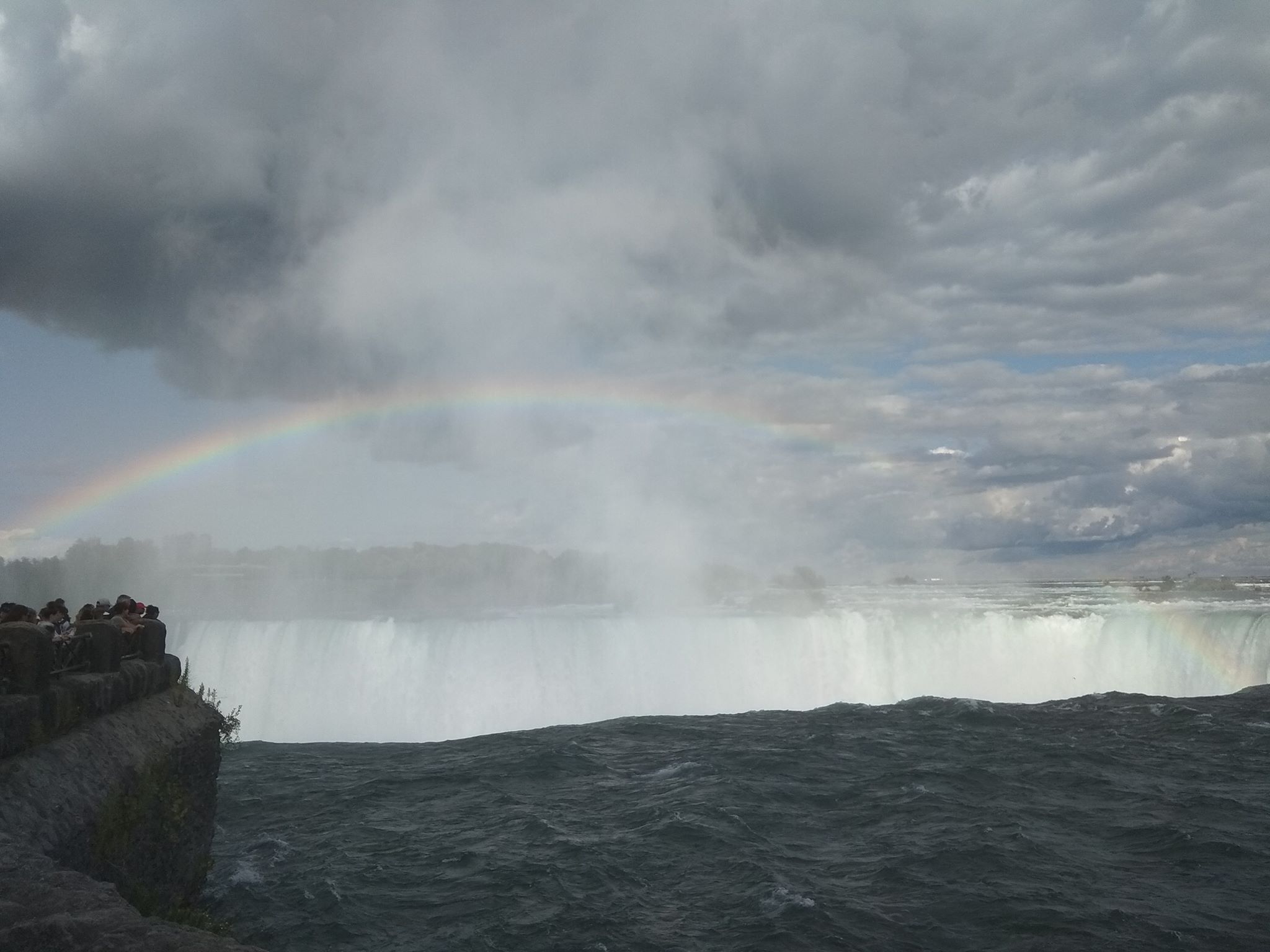 Ниагарският водопад: чудото на природата, което пречиства душата