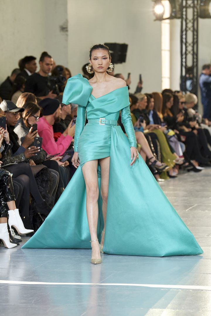 Ели Сааб: висша мода пролет-лято 2020 - блясък и имперско величие