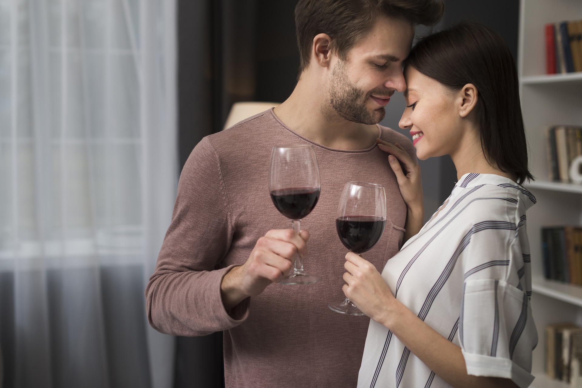 12 ползи от консумацията на червено вино