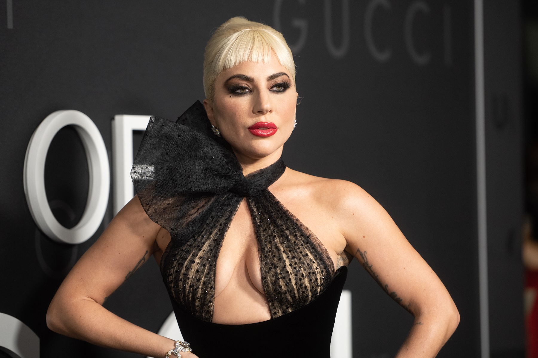 За изнасилването, травмата и последиците, говори Лейди Гага