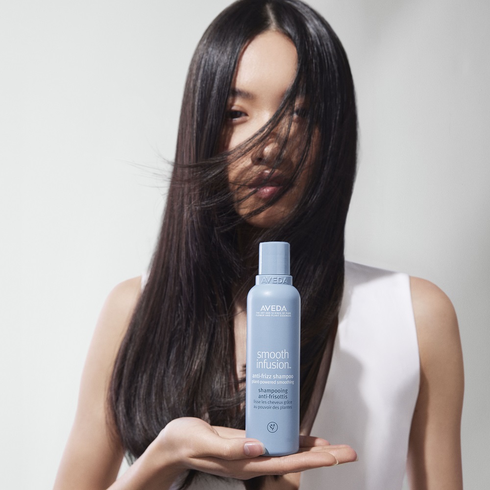 Aveda представя своята обновена линия Smooth Infusion™ Collection с подобрена веган формула без силикон