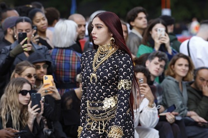 Дъщерята на Мадона - Лурдес Леон - на Седмицата на модата в Париж