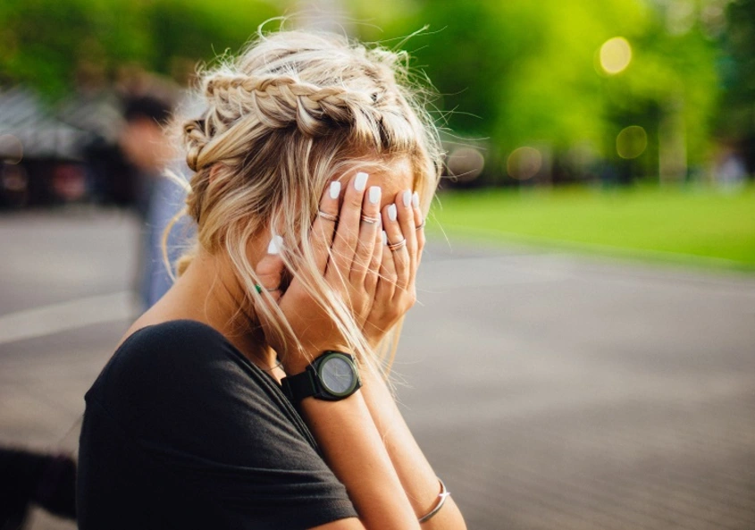 Няколко знака, че партньорът ви крие нещо от вас