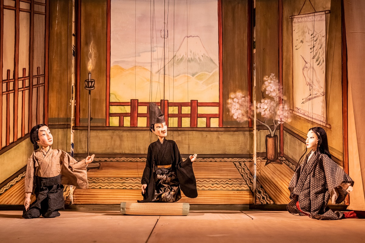 Японски куклен театър „Такеда“ представя „Дъщерята на самурая“ 