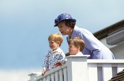 Принц Хари отдава почит на своята баба: ''Благодарен съм завинаги''