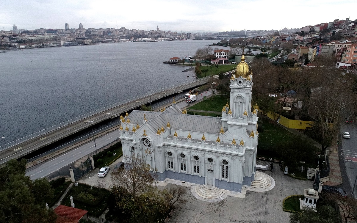Свети Стефан в Истанбул - единствената оцеляла желязна църква в света