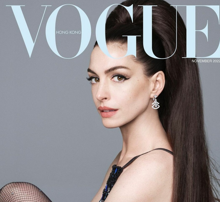 Ан Хатауей звезда в ноемврийския брой на Vogue Хонконг