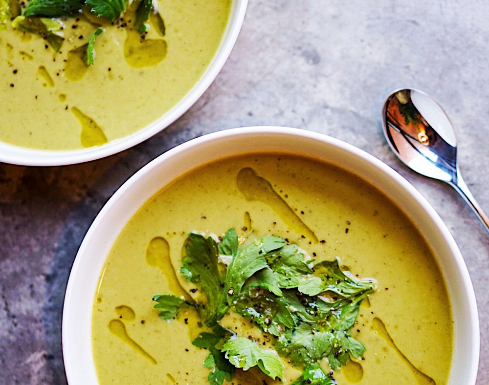 Пикантна крем супа от зелен боб и тиква