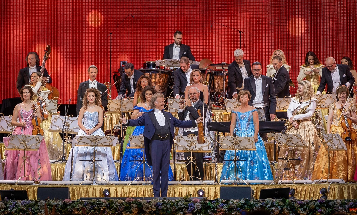 Поради големия интерес Андре Рийо обявява втори концерт в София