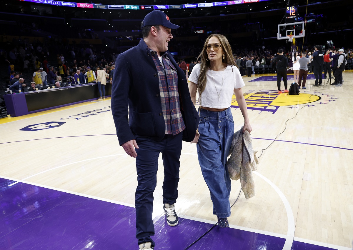 Джен & Бен на мач на Los Angeles Lakers