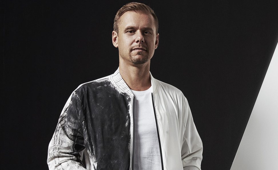 Легендарният Armin Van Buuren в София на 30 август