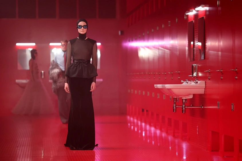 Алесандро Микеле представи колекцията си: Мета-театърът на интимностите 