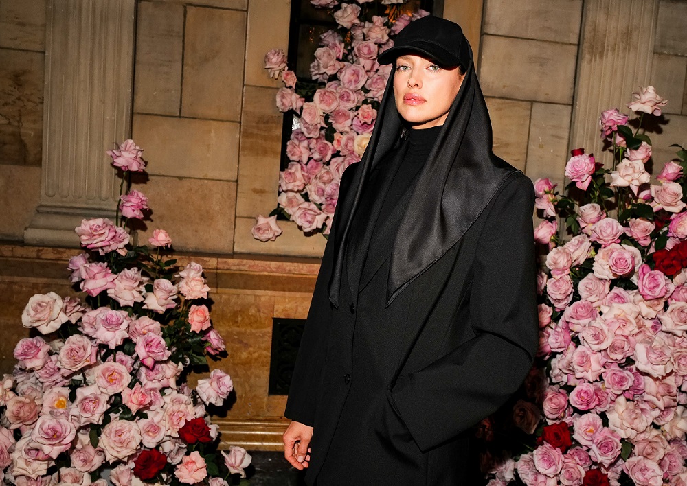 Колекцията Magda Butrym H&M беше представена с бляскаво и изпълнено с цветя събитие в Ню Йорк