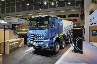 Здрав, мощен и изцяло електрически: Mercedes-Benz Trucks представя новия eArocs 400