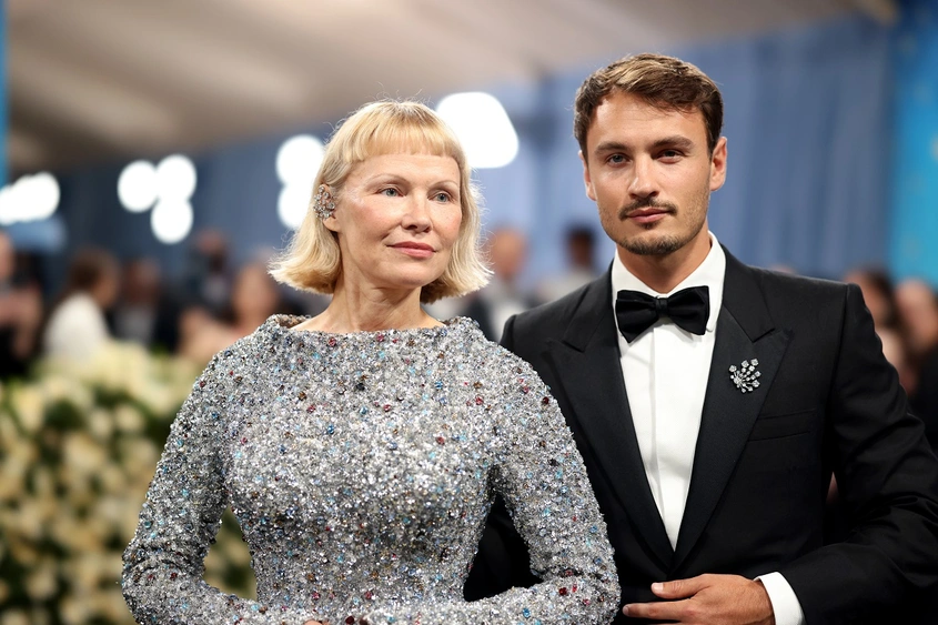 Памела Андерсън с елегантна трансформация за Met Gala 2025 