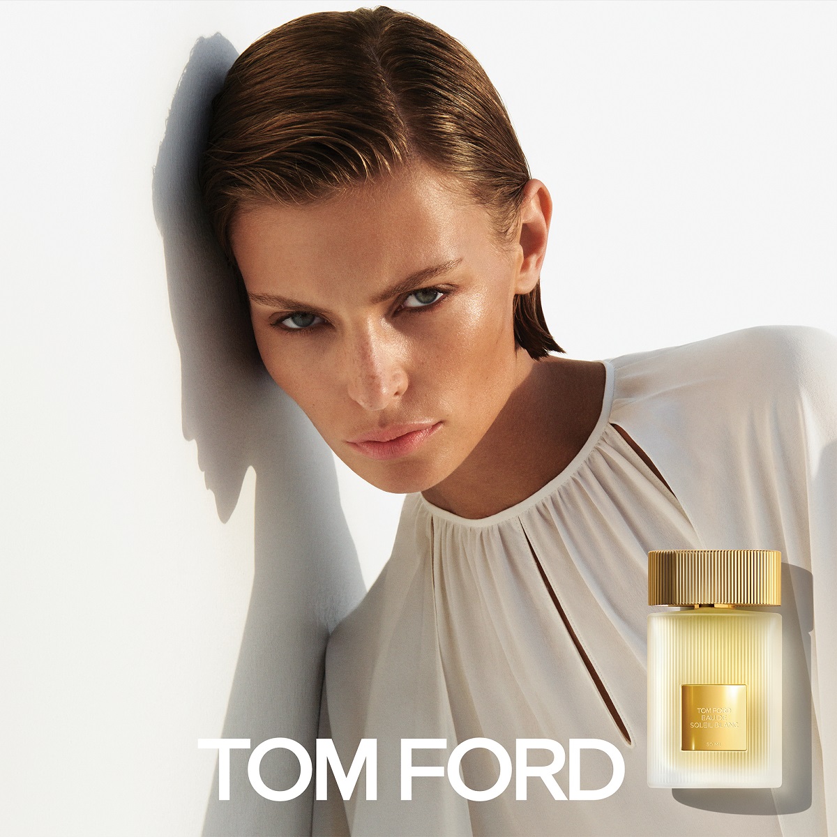 Потопете се в златната светлина на слънчевите лъчи с Tom Ford