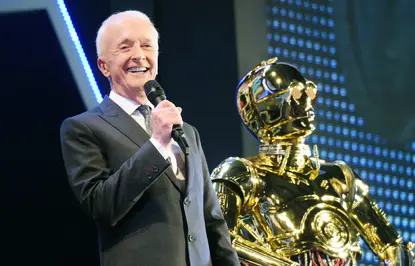 От скептик до емблематичен образ в киноиндустрията: Антъни Даниелс - 5 факта, които не знаете за актьора и ролята му в ''Междузвездни войни''