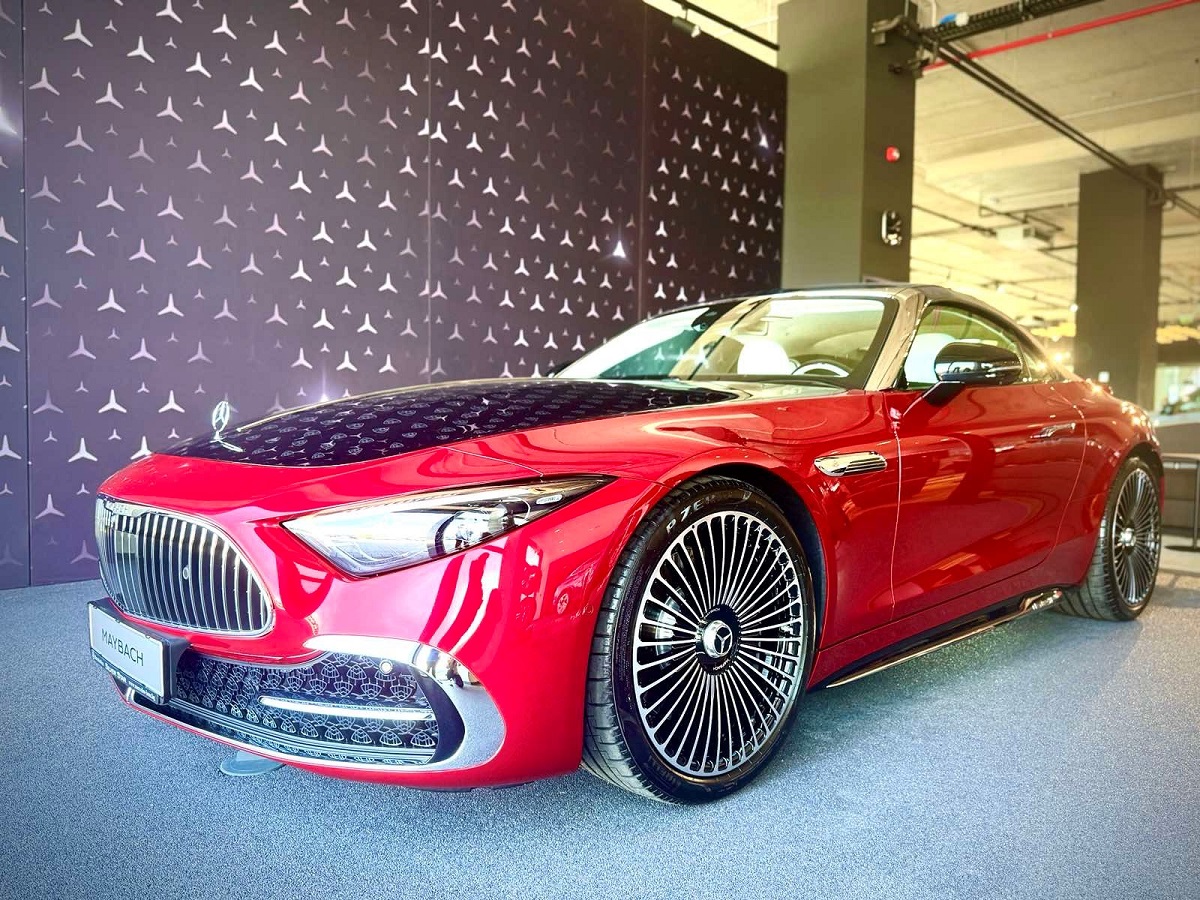 Спортен, луксозен и отличителен: новият Mercedes-Maybach SL Monogram Series