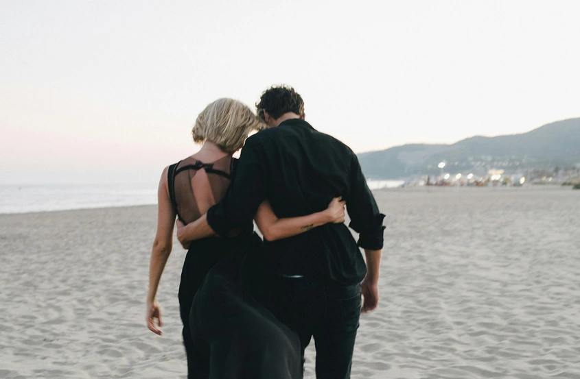 Месечният хороскоп на High View Art за август 2025 година