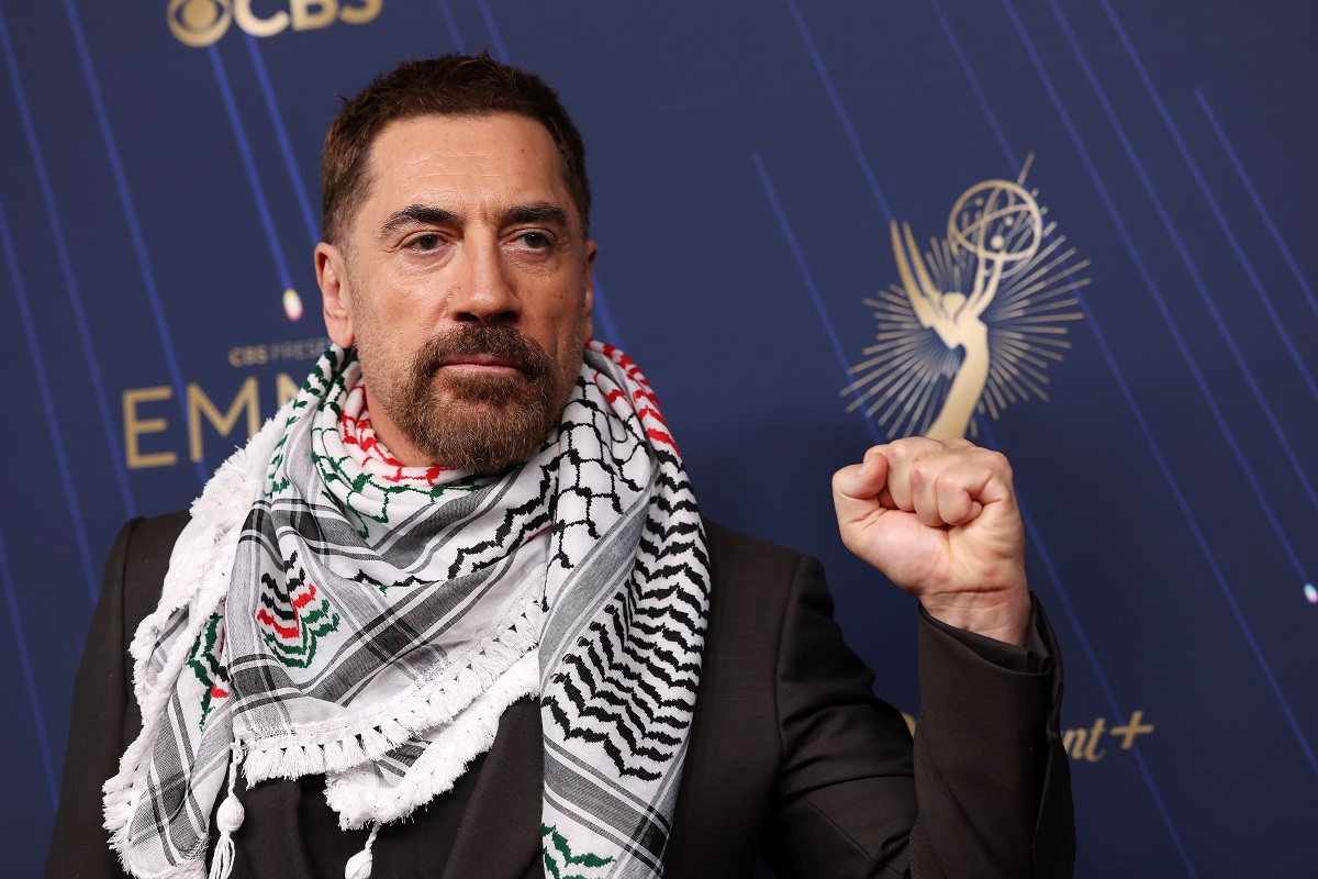 Награда за морал: Защо изявлението на Хавиер Бардем на наградите "Еми" е по-важно от всяка статуетка