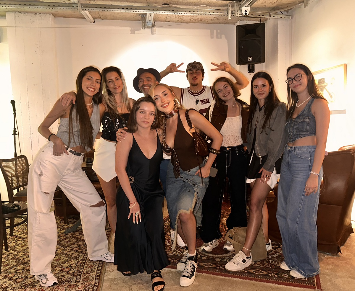 Дара Екимова и The Center представят първия в България визуален танцов албум