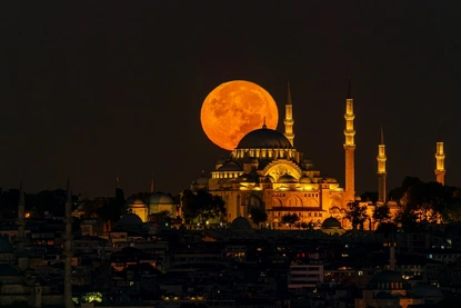 Пълнолунието през октомври 2025 г. – как ще повлияе на всяка зодия