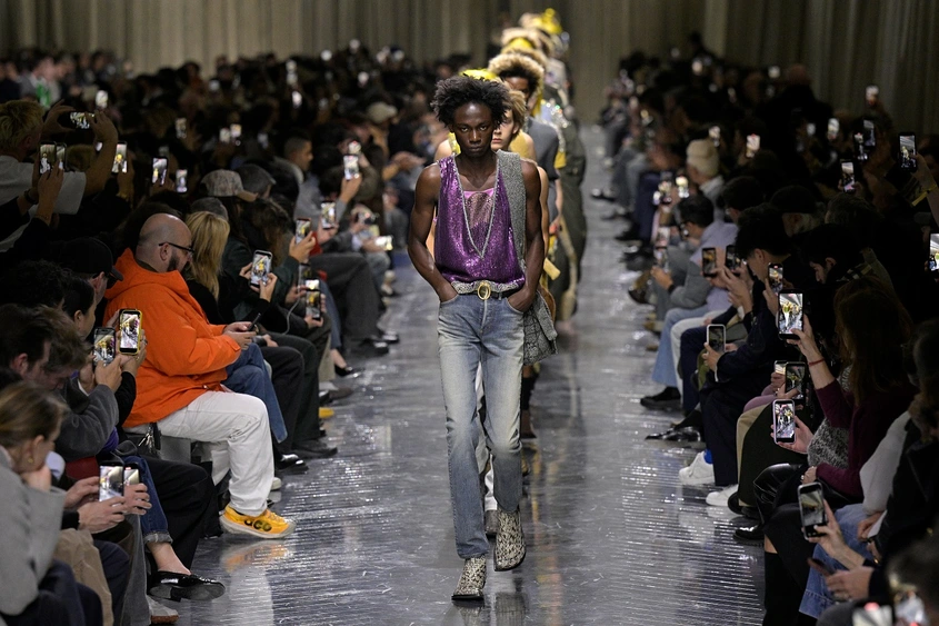 Колекцията на Джонатан Андерсън за Dior FW26: Поетичен сблъсък между наследство и субверсия