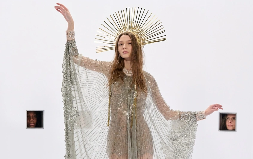 Valentino Haute Couture 2026: Всички сме воайори в този свят