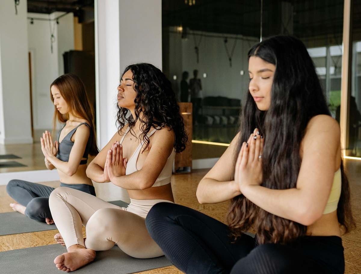 Отвъд мислите: Как медитацията ни свързва с невидимите енергии