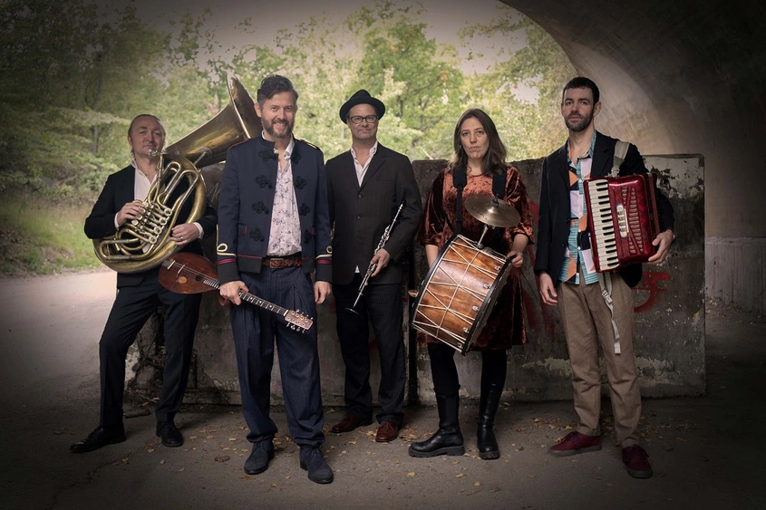 Шведи правят Балкански джем сешън в Бургас и София