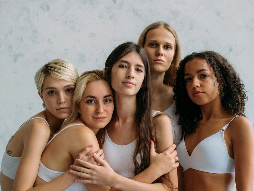 8 март – Денят на жената: нежна, силна и вдъхновяваща във всяка роля