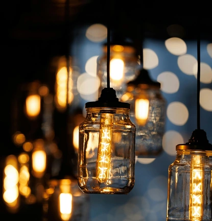 Как да превърнем старите буркани в красиви декорации