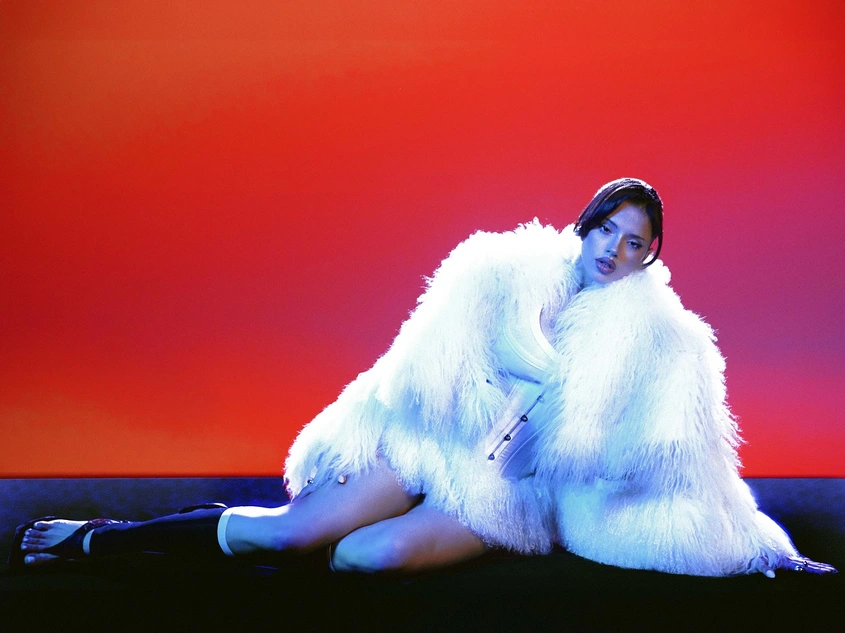 DARA представя официалното видео към ''BANGARANGA''