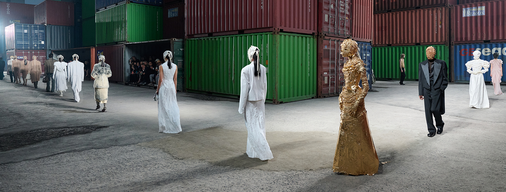 Глен Мартенс и възкресението на анонимния шик в Maison Margiela